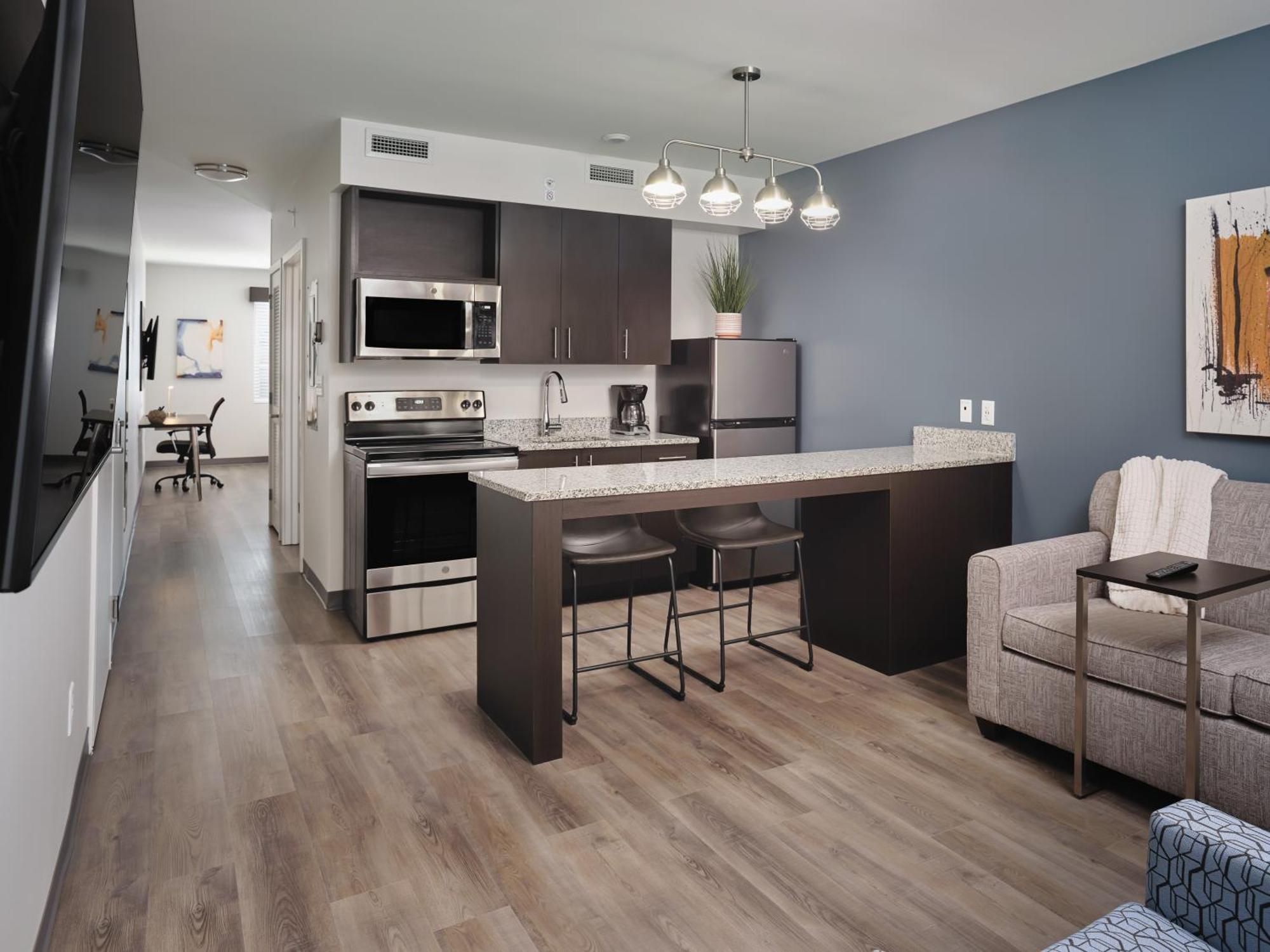Stayapt Suites Pensacola-Uwf/Florida Hospital Area Ferry Pass Buitenkant foto